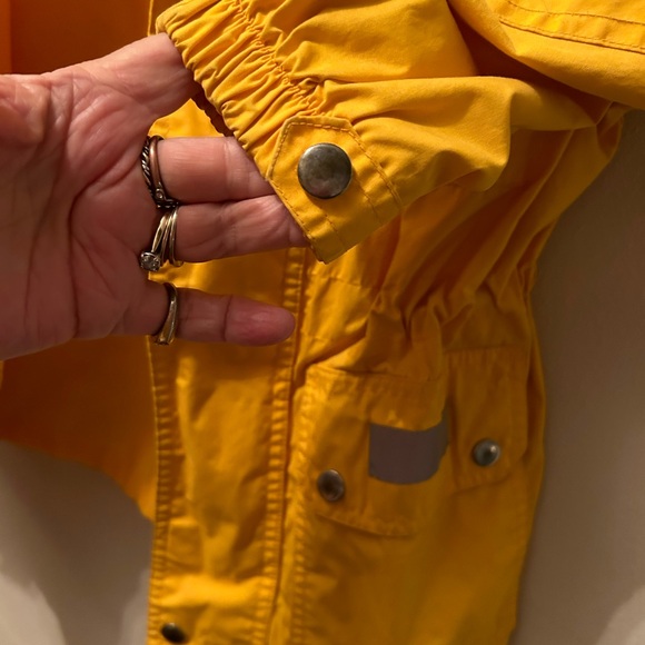 Authentic Original Science GAP Jacket Girls Bright yell-gold w/reflective strips - Picture 7 of 7